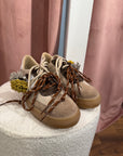 Sneakers Via Mondana Velia