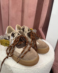 Sneakers Via Mondana Velia